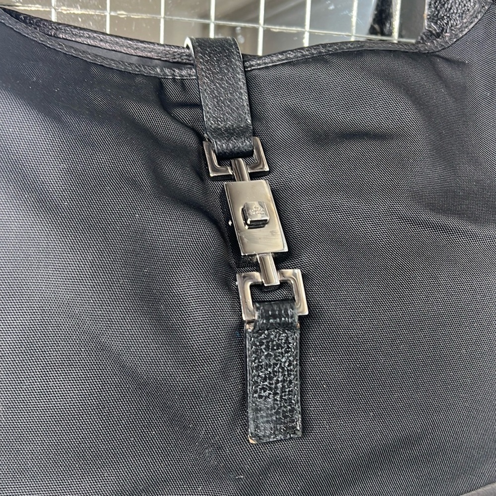 Gucci Jackie Black Nylon Pebbled Leather Black Metal Piston Closure Shoulder Bag - Picture 7 of 16